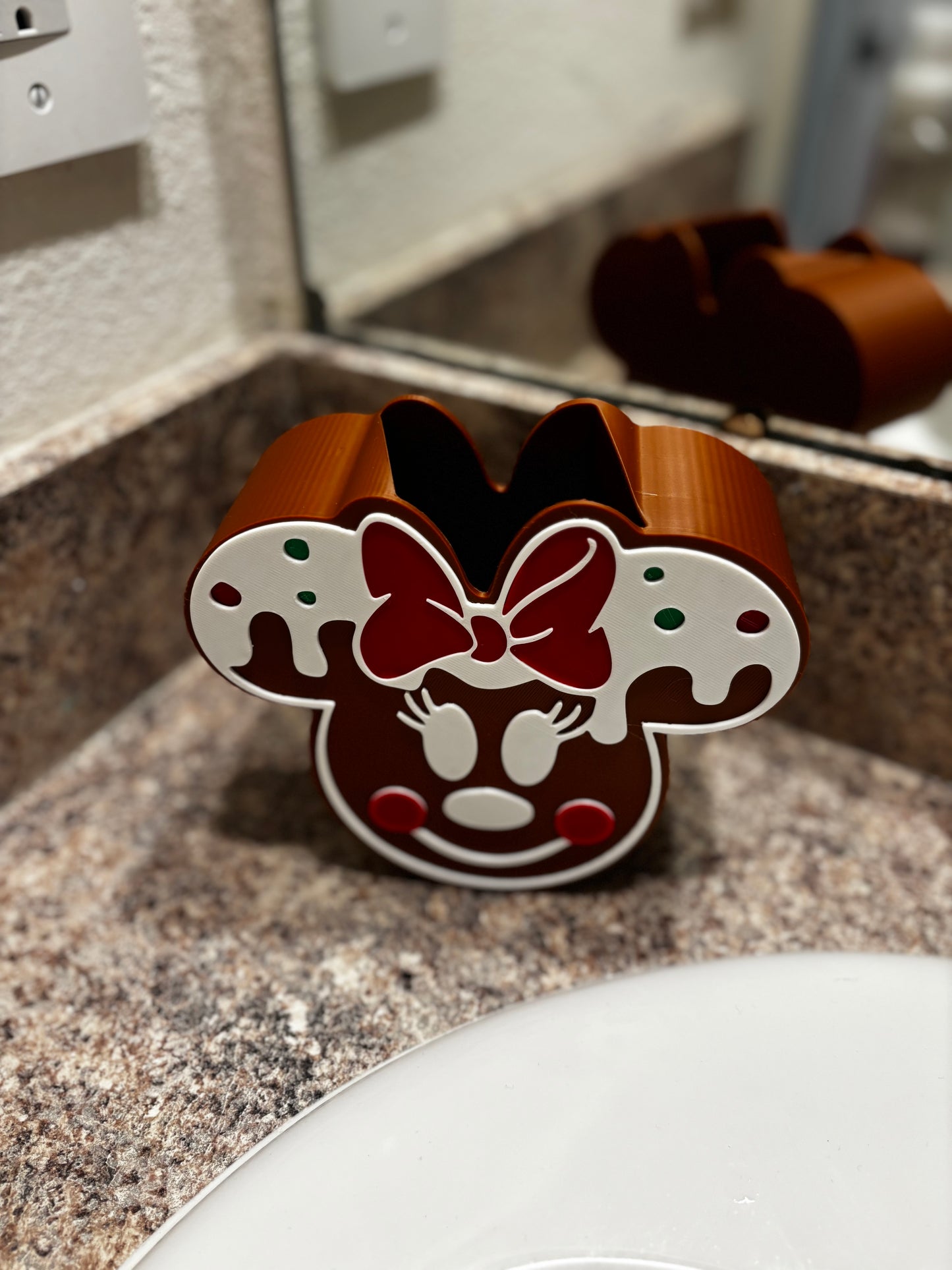 Bath & Body Works Minnie Christmas Soap Dispenser Holder