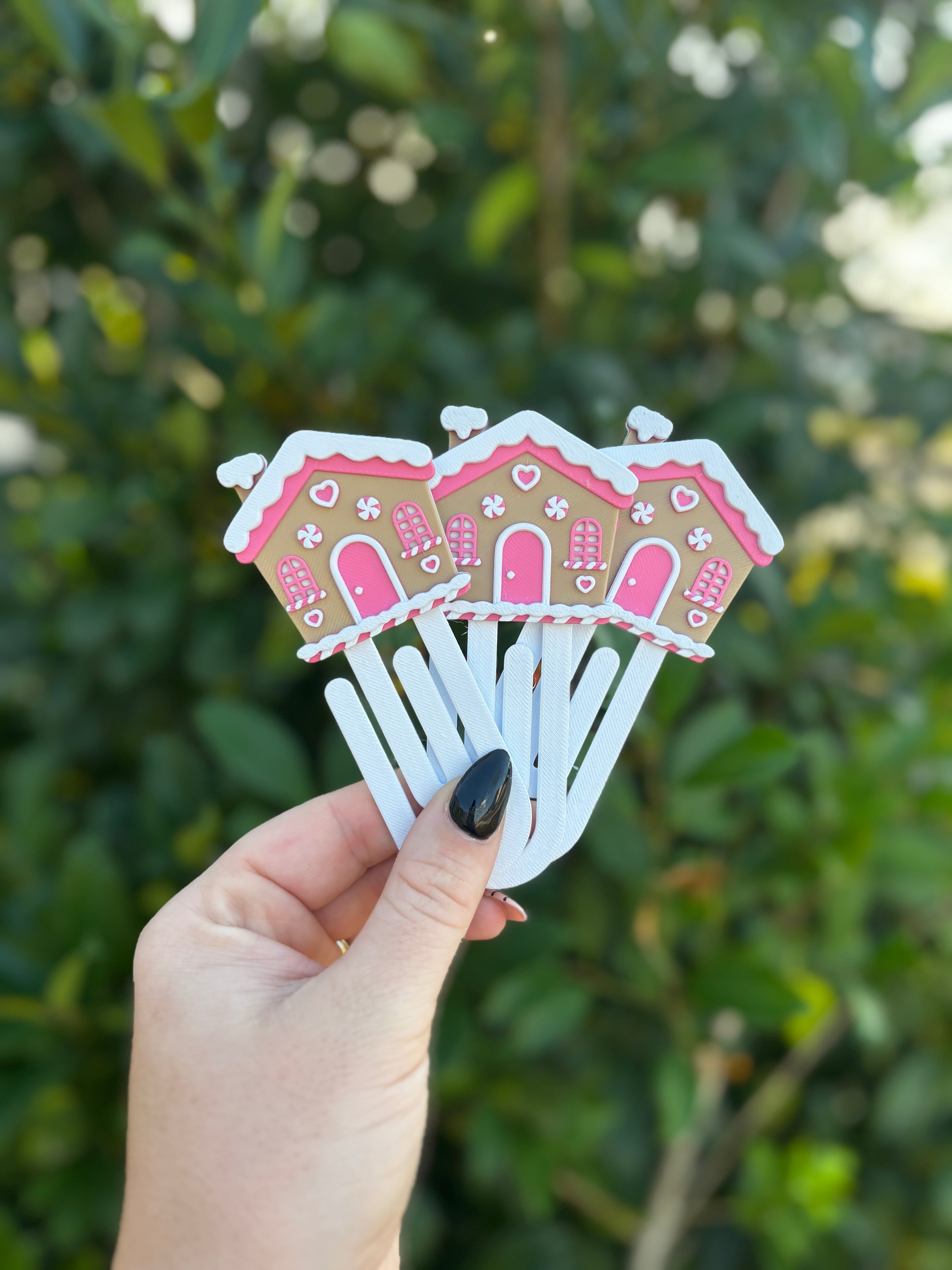 Christmas Gingerbread House Paperclips