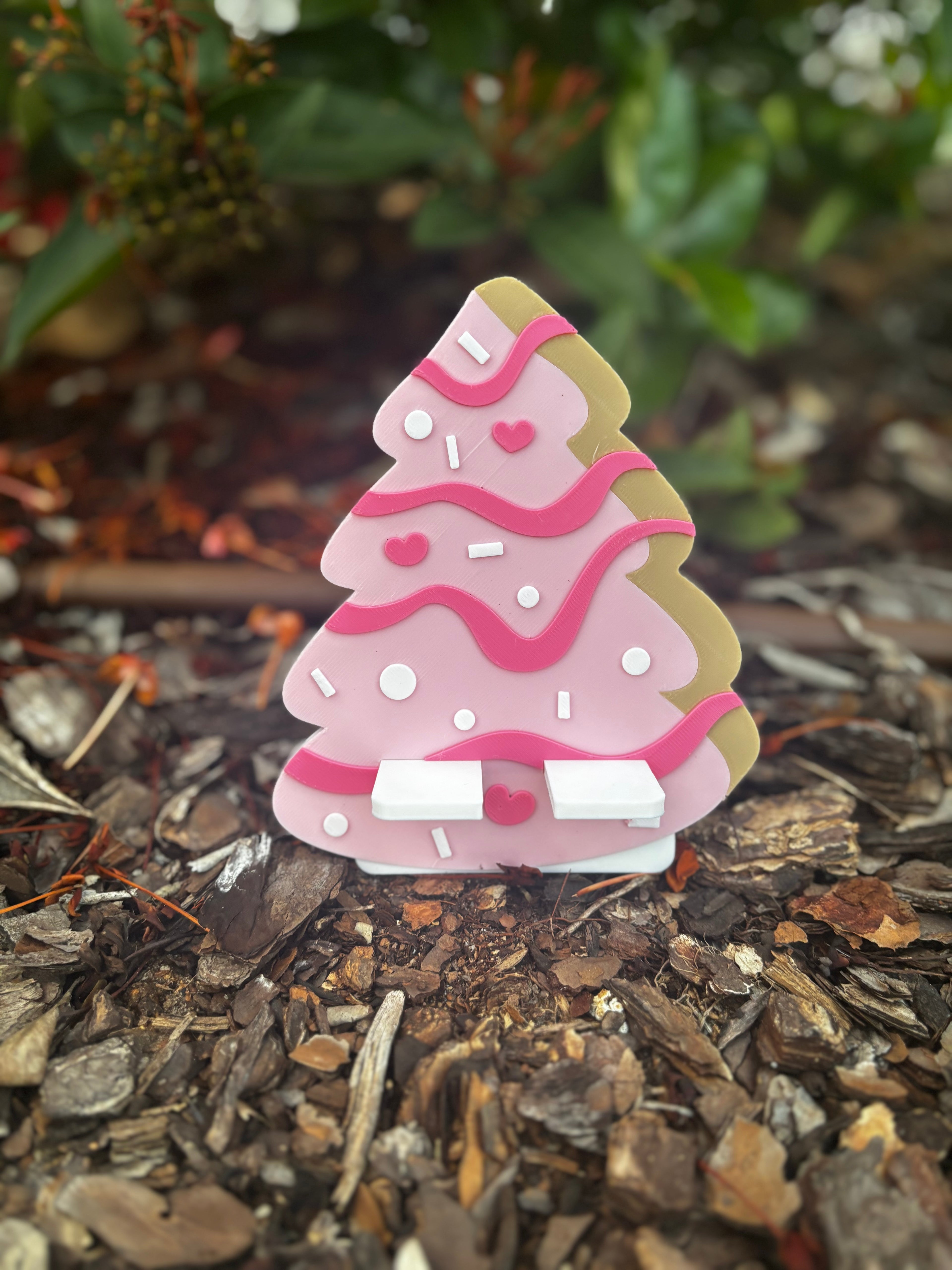 Christmas Cake Phone Holder