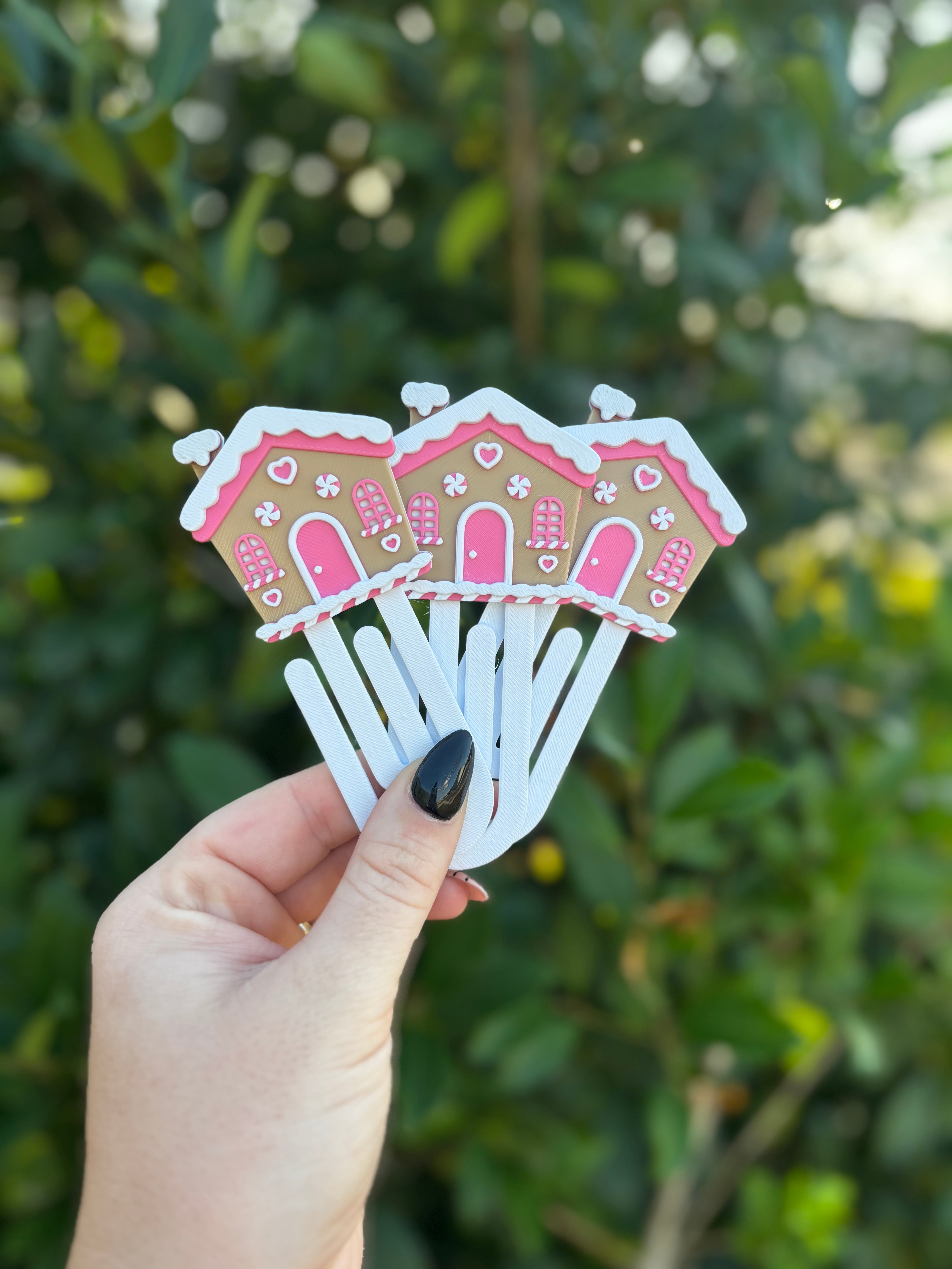 Christmas Gingerbread House Paperclips