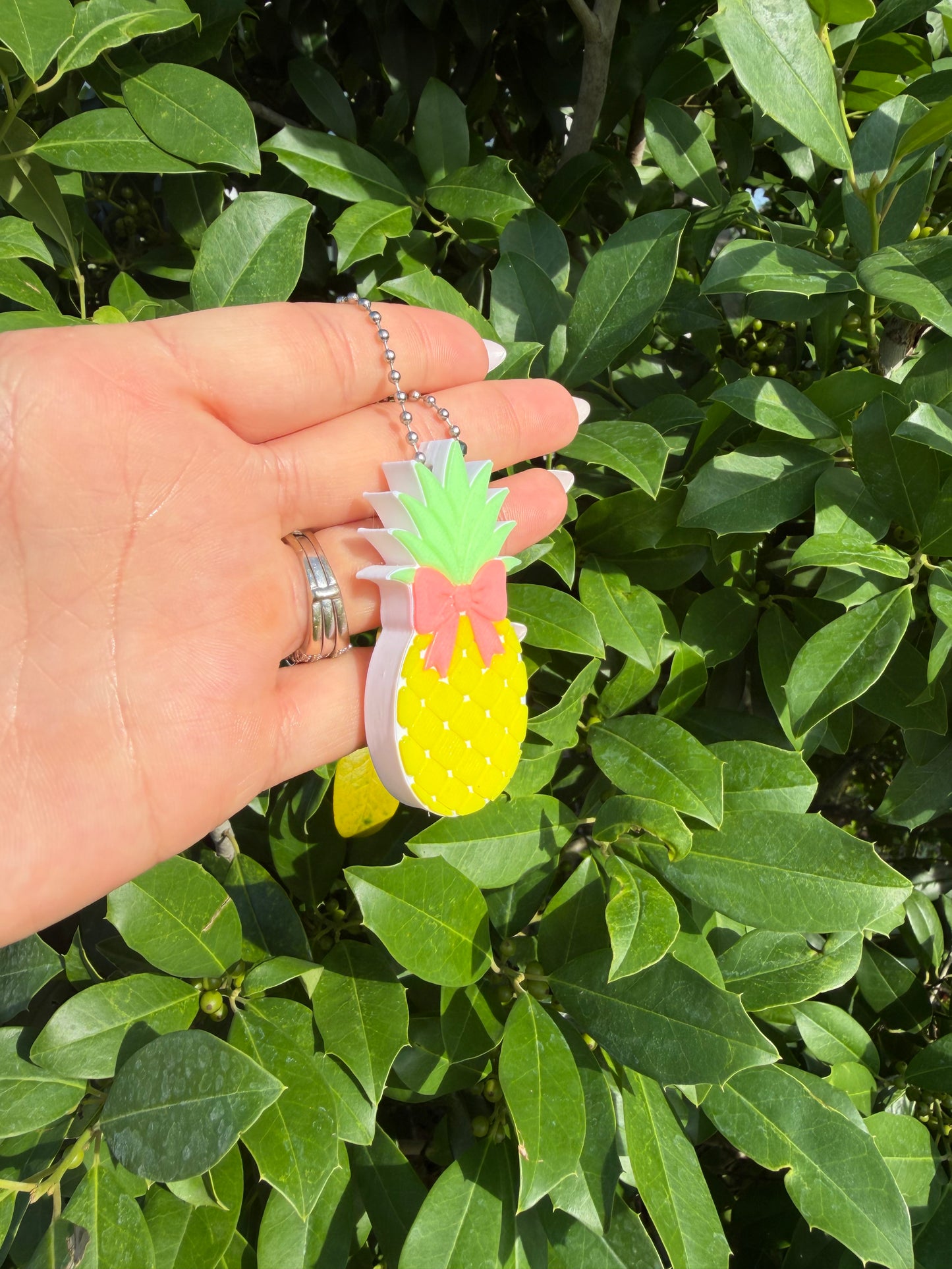 Cute Pineapple Bow Can Opener Keychain – Tropical Bottle Opener – Summer Gift – Handmade 3D Printed Accessory