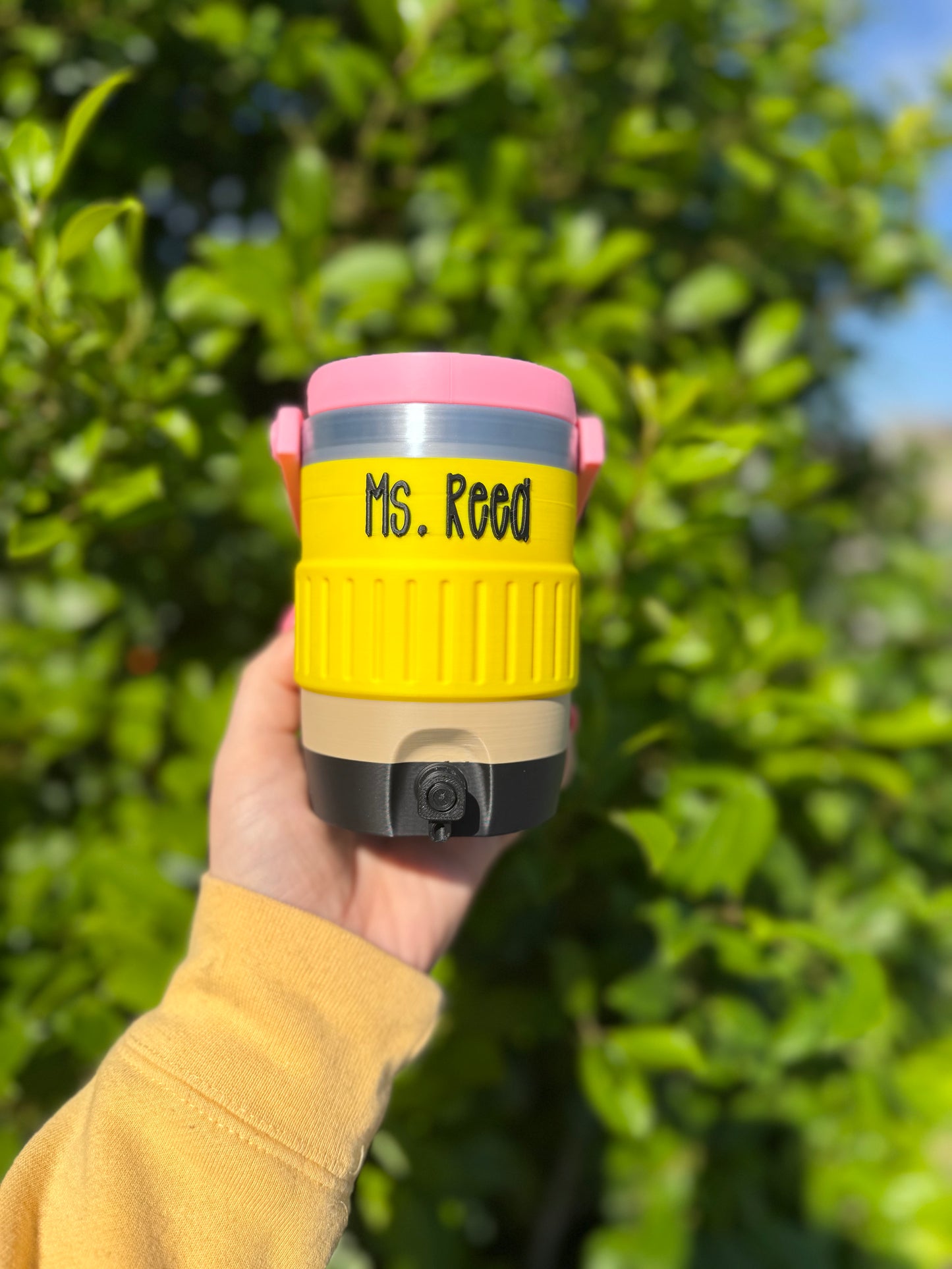 Teacher Appreciation Personalized Can Holder – Custom Teacher Gift – “Best Teacher Ever” Gift – End of Year Teacher Present